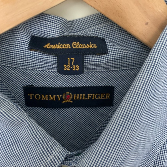 Tommy Hilfiger Light Blue Button-Up Shirt - size 17 (32-33) - Picture 3 of 3